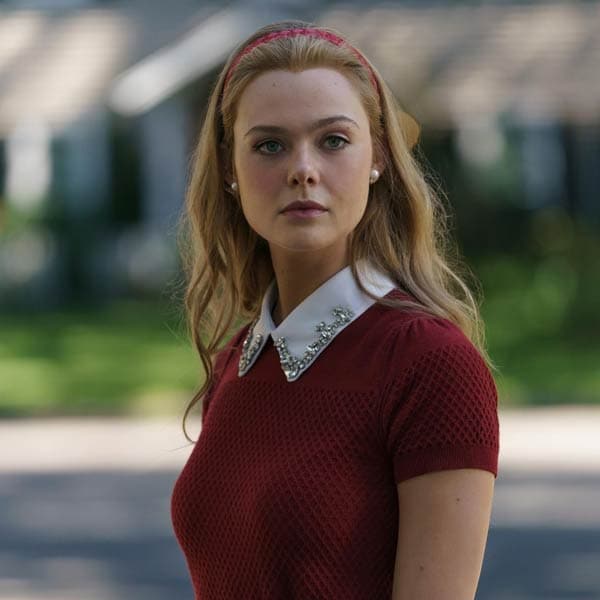 ¿A qué personaje de 'Gossip Girl' te recuerda el vestuario de la nueva serie de Elle Fanning?