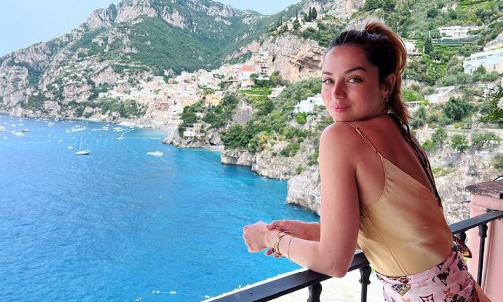 Ana de Armas arrasa con las fotos en bikini de sus misteriosas vacaciones en Italia