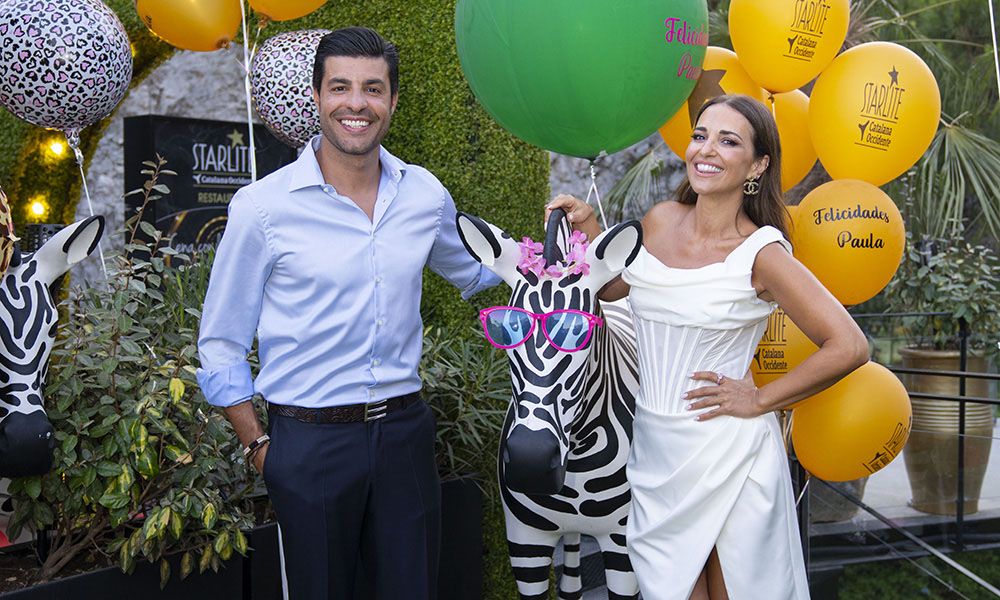 Paula Echevarría con vestido blanco en su cumpleaños