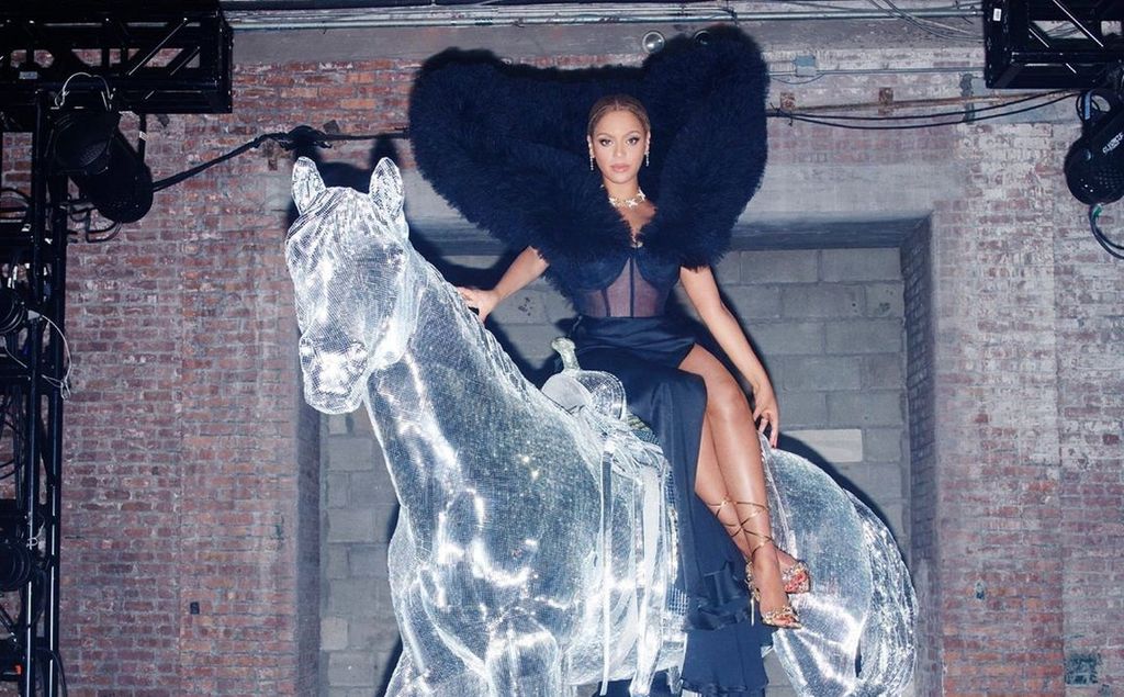 beyonce-caballo