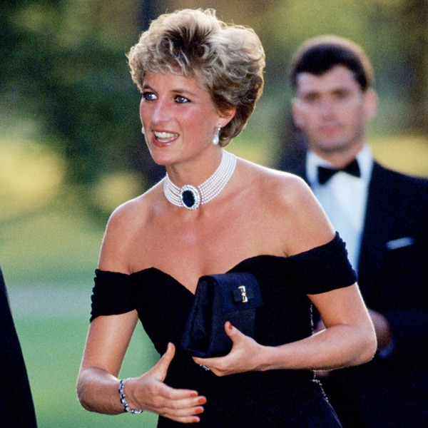 Vuelve el inolvidable 'vestido de la venganza' de Diana de Gales gracias a Netflix
