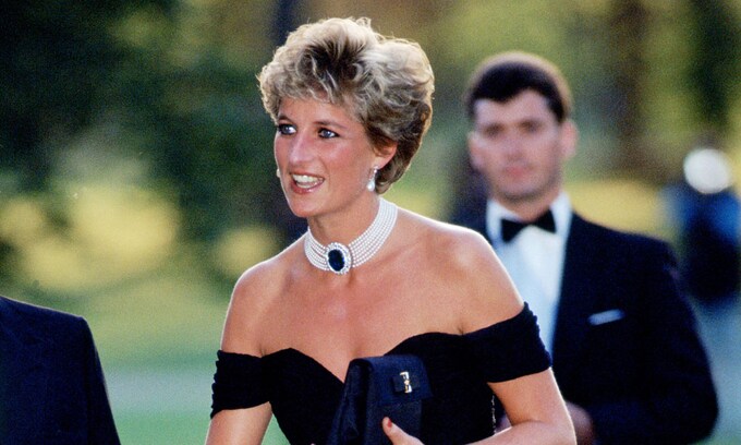 Vuelve el inolvidable 'vestido de la venganza' de Diana de Gales gracias a Netflix