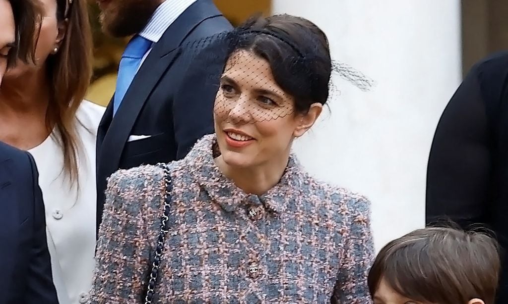 Carlota Casiraghi con vestido de tweed en el Día Nacional de Mónaco