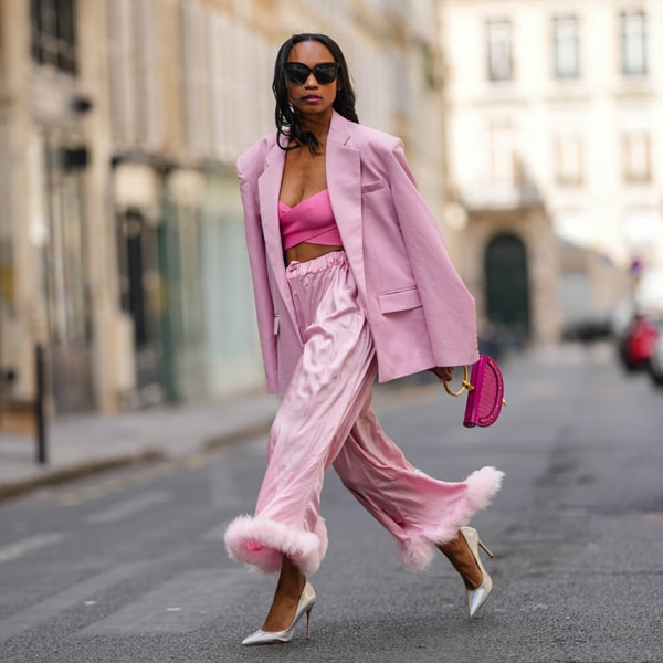 'Stilettos', plataformas y zapatos-joya: las alternativas a las sandalias para looks de invitada en invierno