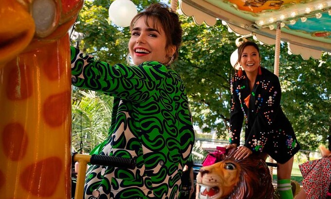 Vuelve 'Emily en París', vuelve el color: recrea sus nuevos looks con prendas de temporada