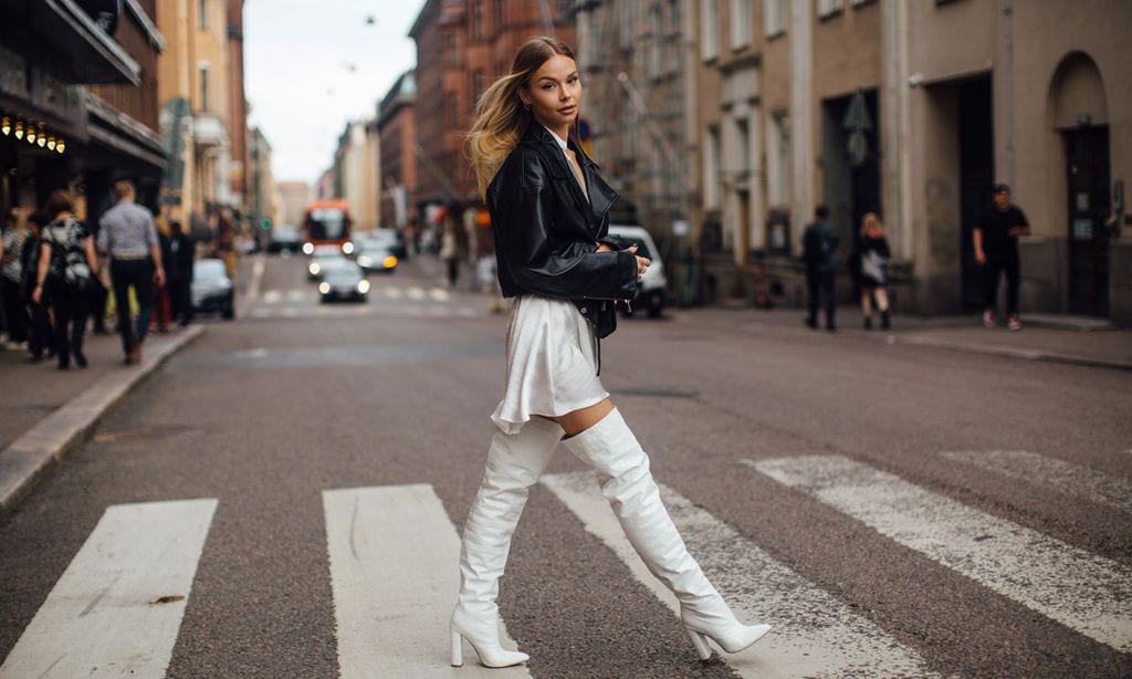 Cómo llevar bien las botas blancas, la tendencia más cuestionada que vuelve este invierno