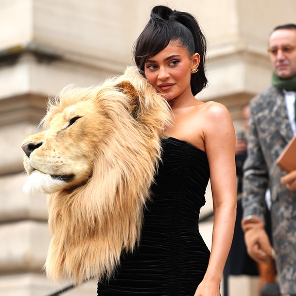 Te presentamos el vestido más surrealista que ha llevado Kylie Jenner hasta la fecha 🦁