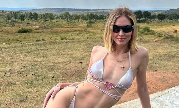 Chiara Ferragni se adelanta al verano con el bikini metalizado que será supertendencia