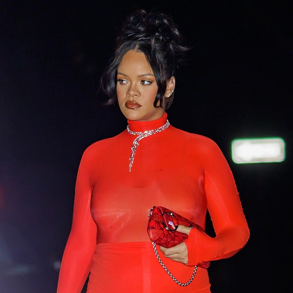 Rihanna se suma a una de las tendencias más complicadas de los dos mil presumiendo de embarazo