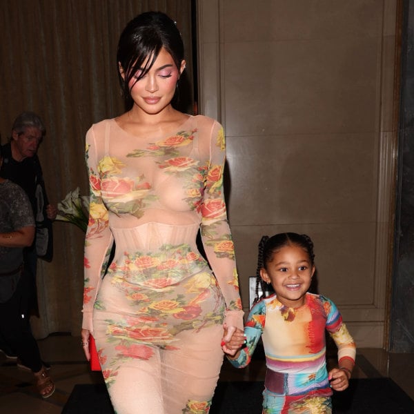 Kylie Jenner y Stormi conquistan las redes con dos looks coordinados perfectos para primavera