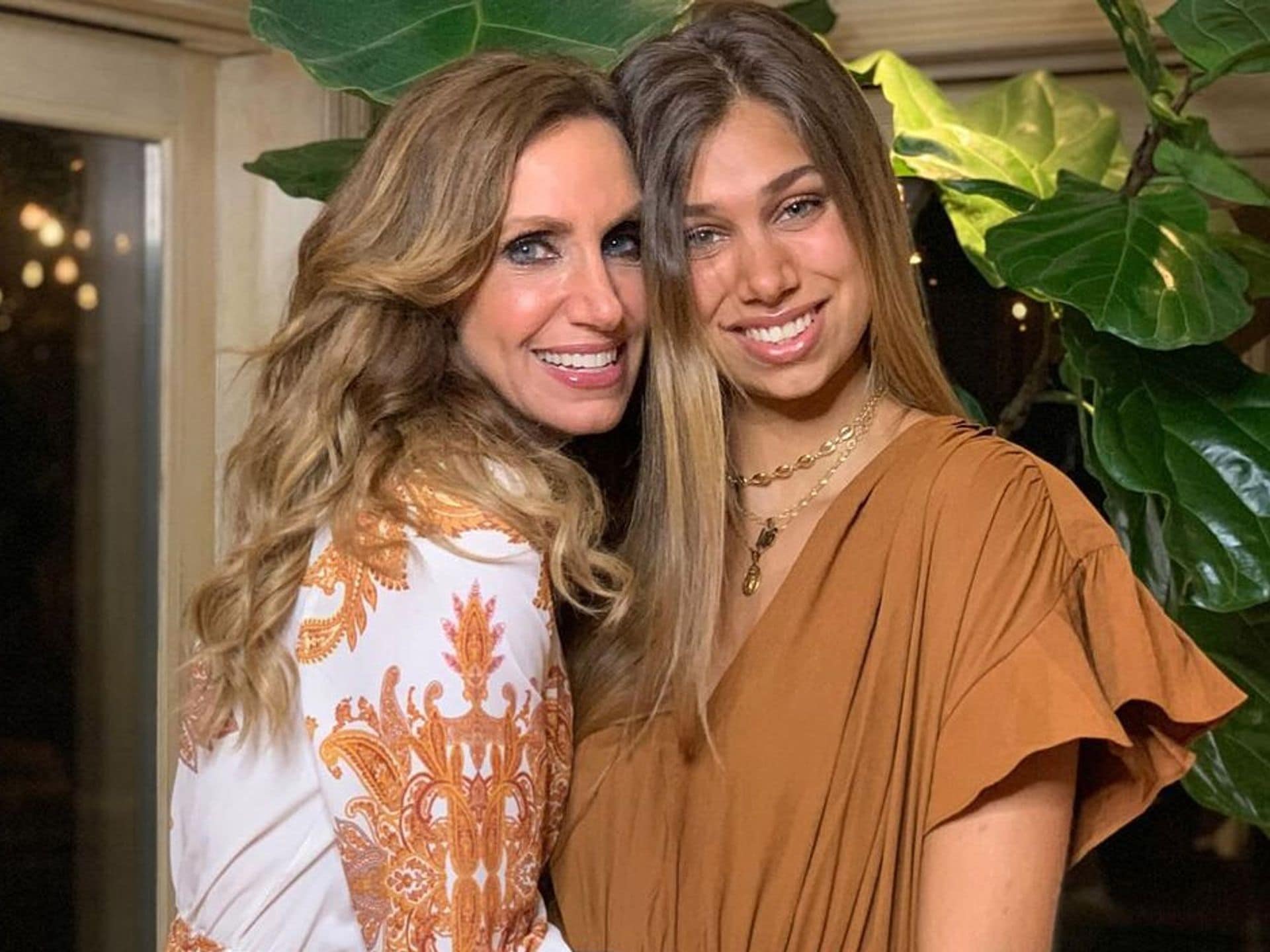 Lili Estefan celebra el triunfo de Lina Luaces en Miss Universe Cuba 2025 |  ¡HOLA!