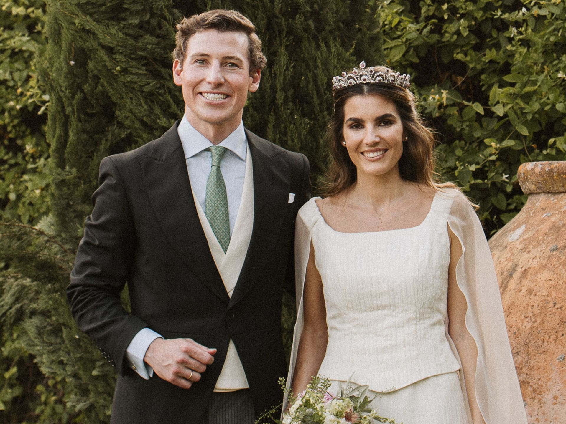 La elegante boda de Nacho López-Quesada y Maru Loscertales Beca que reunió  a la alta sociedad en Sevilla