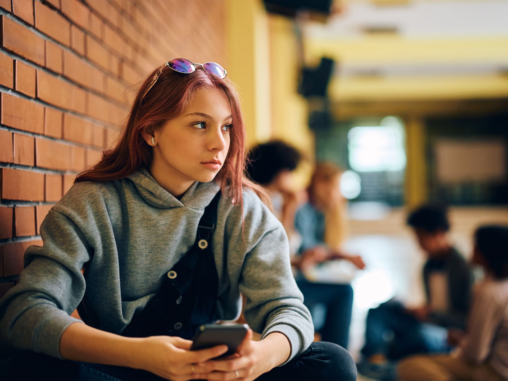 Ghosting generacional: por qué los jóvenes desaparecen sin explicaciones y el daño que causa