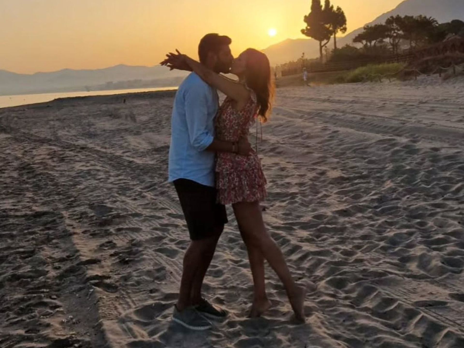 Miguel Torres emociona con su mensaje a Paula Echevarría en su cumpleaños más difícil: "Ojalá este año te regale razones de sobra para sonreír"