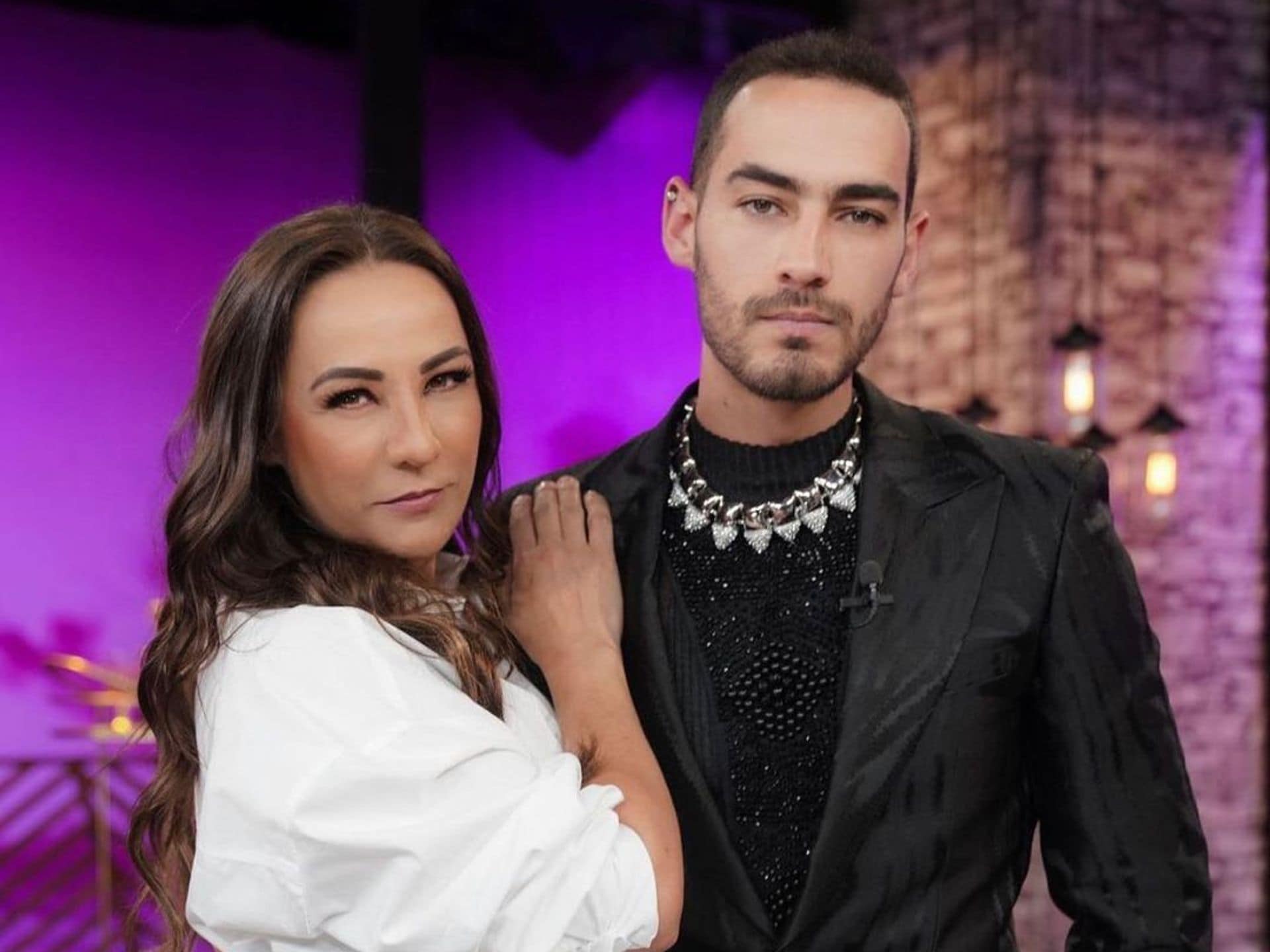 Consuelo Duval: su hijo provoca los halagos de sus compañeras de Netas  Divinas | ¡HOLA!