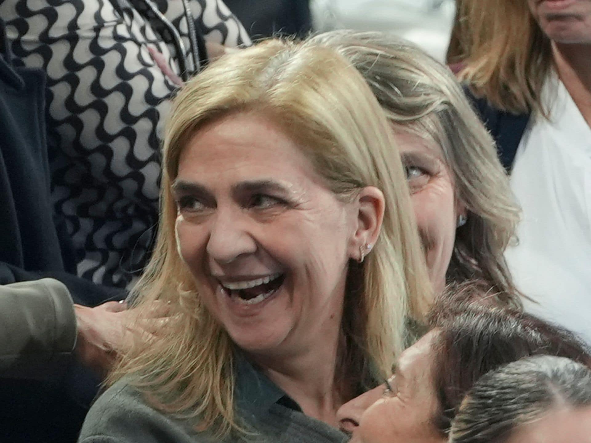 Primeras imágenes de la infanta Cristina e Iñaki Urdangarin en un partido de su hijo Pablo tras la comentada entrevista