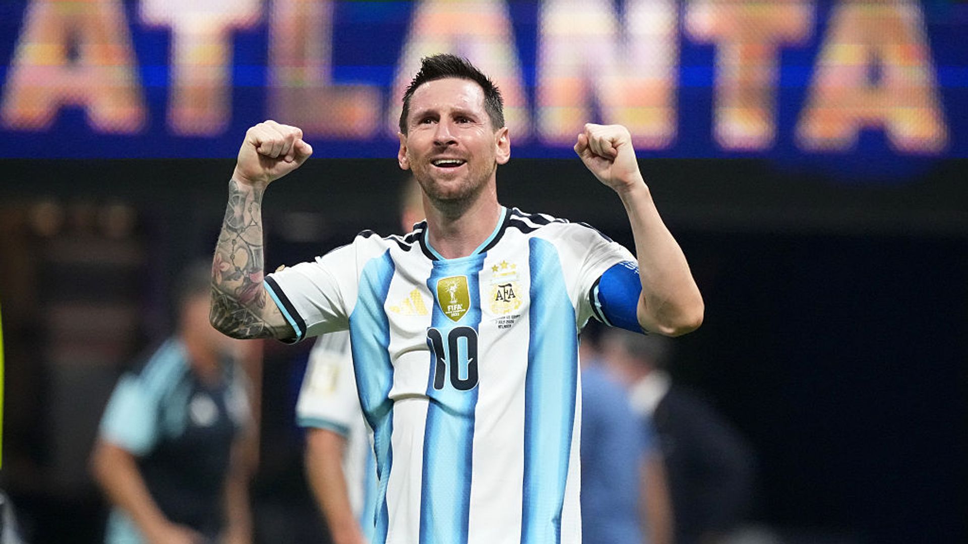 La emotiva carta de Messi a los argentinos (y la reacción de su esposa) antes de la gran final: "Pase lo que pase, ya hemos hecho historia"