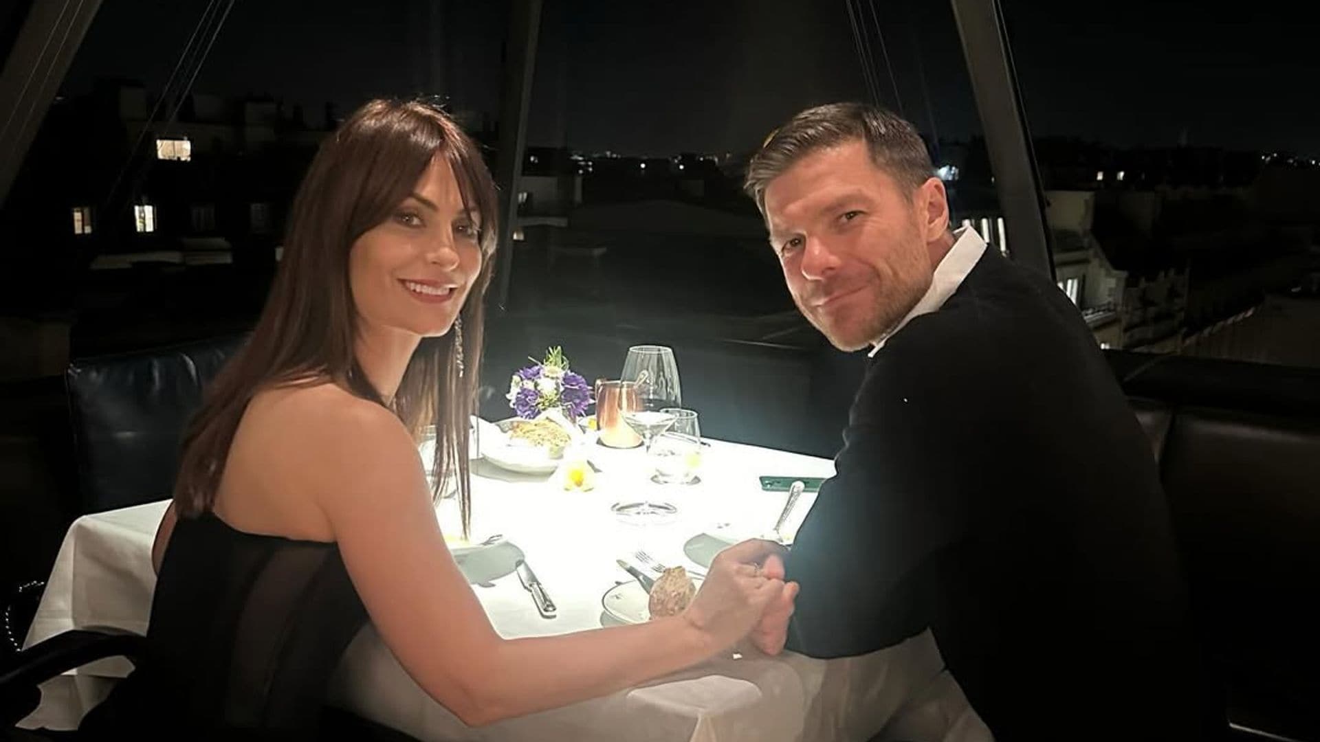 El romántico gesto de Xabi Alonso a su mujer en su primer partido con el Real Madrid