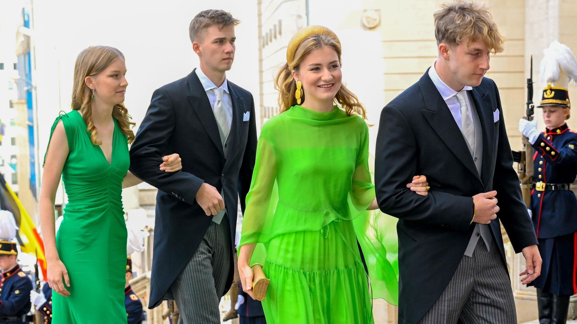 Elisabeth y Eléonore de Bélgica, cómplices de estilo en el Día Nacional con sus vestidos verdes