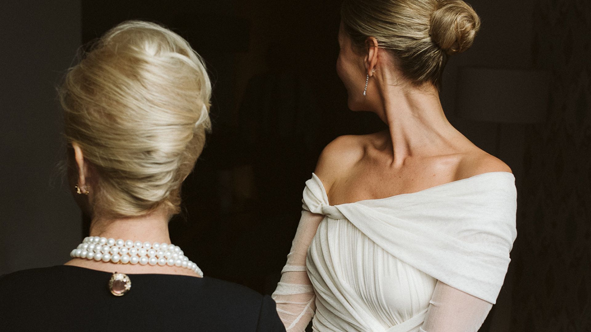Un vestido lencero y muy especial para la boda de Laura en Madrid