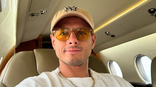 'Chicharito' ha admitido echar mucho de menos a sus hijos.