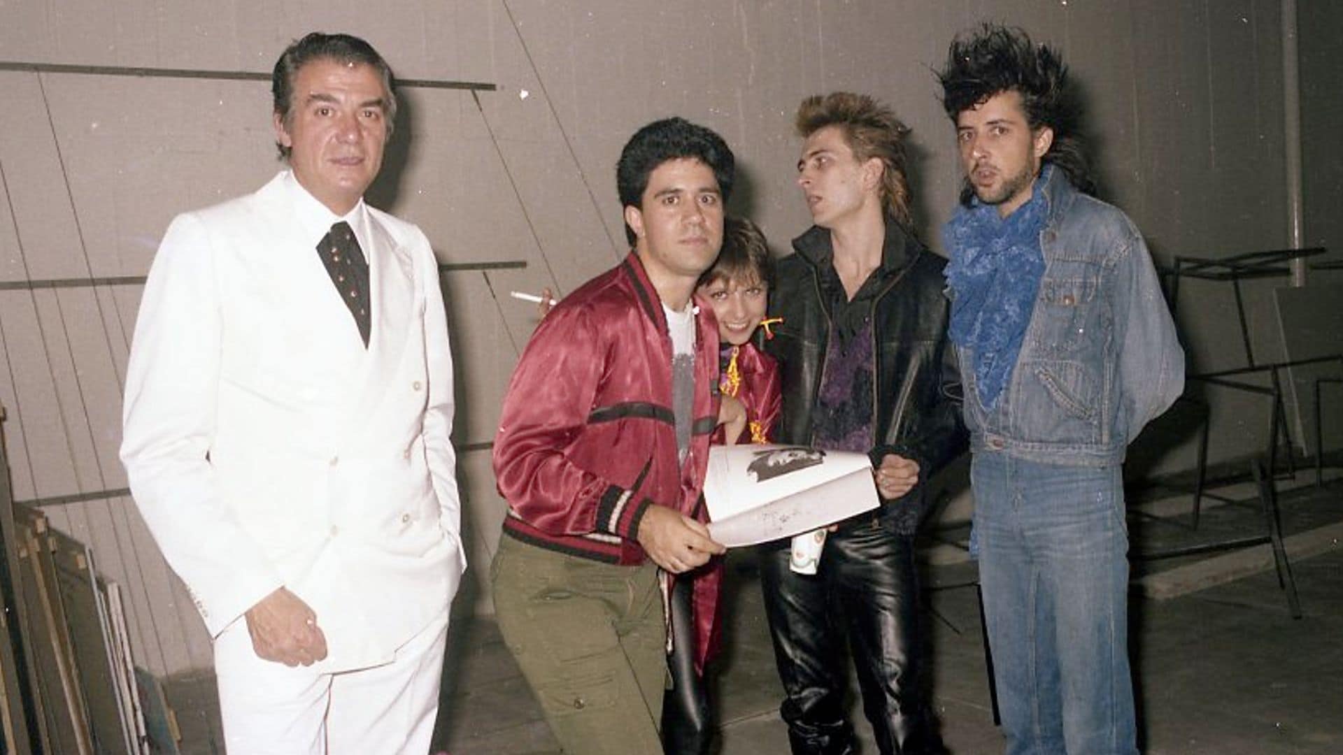 Vijande, Almodóvar, Blanca sánchez y Juan Carrero y Enrique Naya, de Costus
