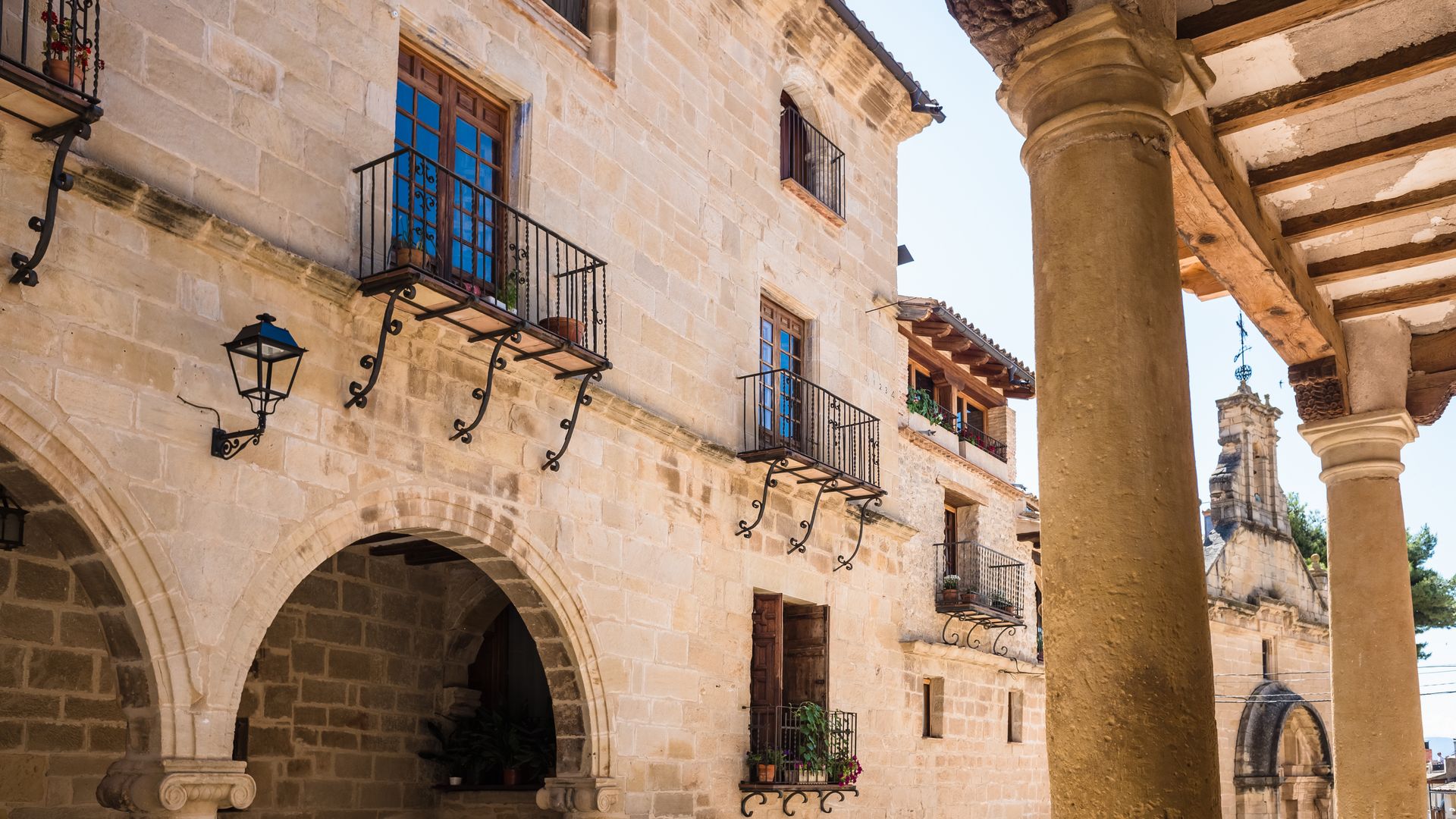 Entre callejuelas y encanto: La Fresneda ya brilla entre los pueblos más hermosos de España