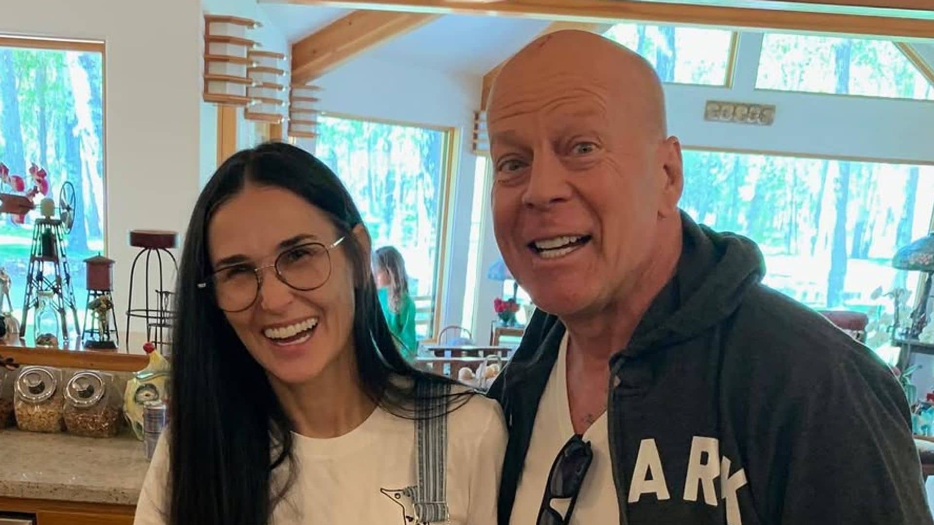 Demi Moore habla por primera vez de un ritual desconocido que realizaba con Bruce Willis: “Lo hicimos durante años”