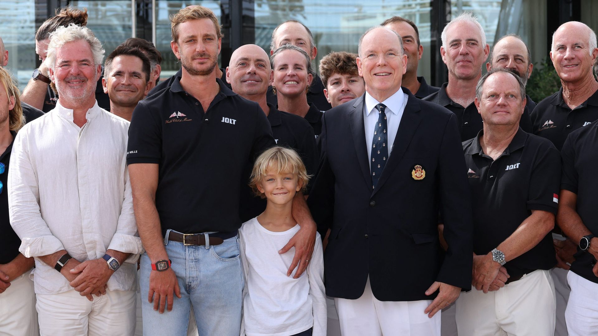 La imagen más tierna de Pierre Casiraghi y su hijo de 8 años unidos por la afición del legado familiar