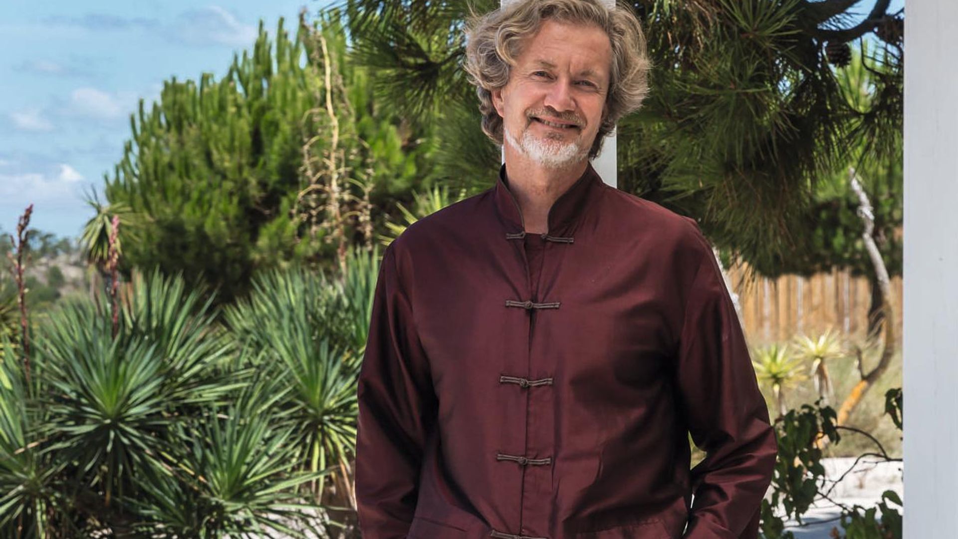 Louis Albert de Broglie, el príncipe jardinero, nos recibe en familia en su impresionante ‘refugio’ de Comporta, el exclusivo paraíso ‘eco chic’ en la costa portuguesa que cautiva a todos