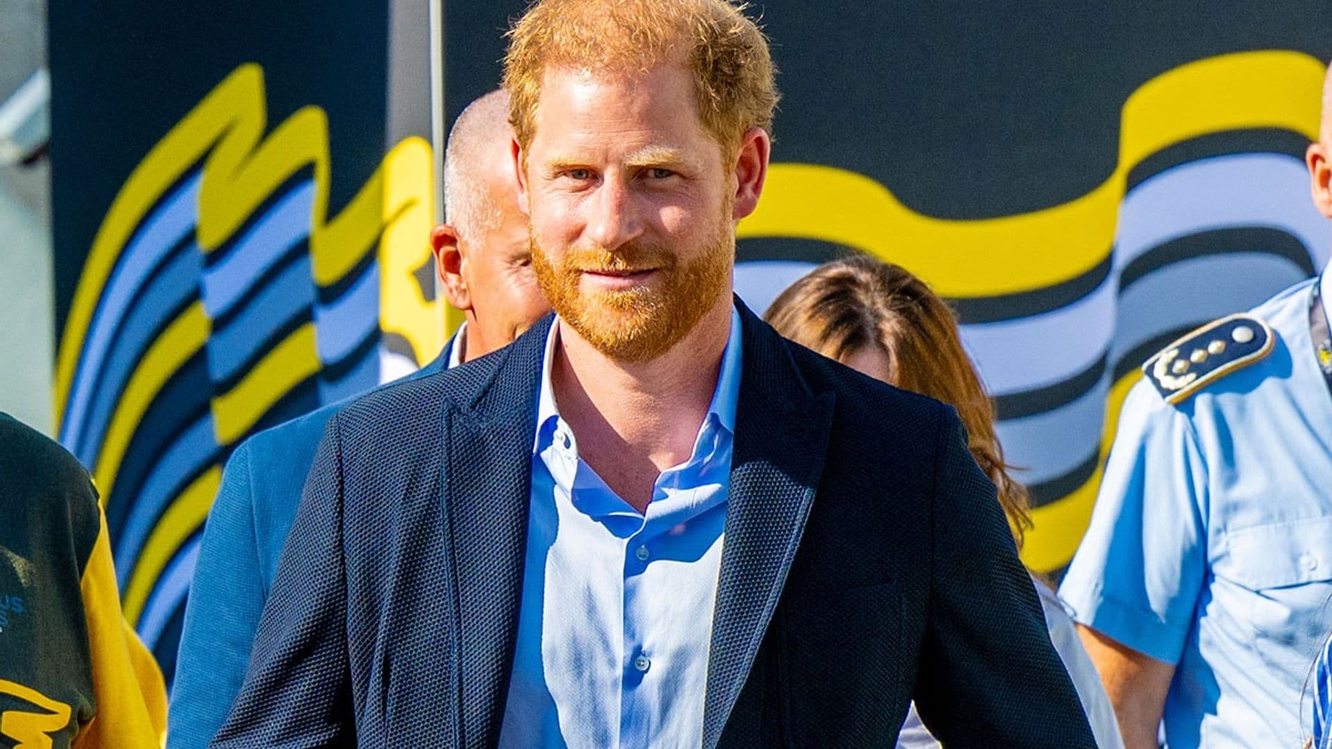 El segundo día de los Invictus Games y el Príncipe Harry sigue apareciendo en solitario