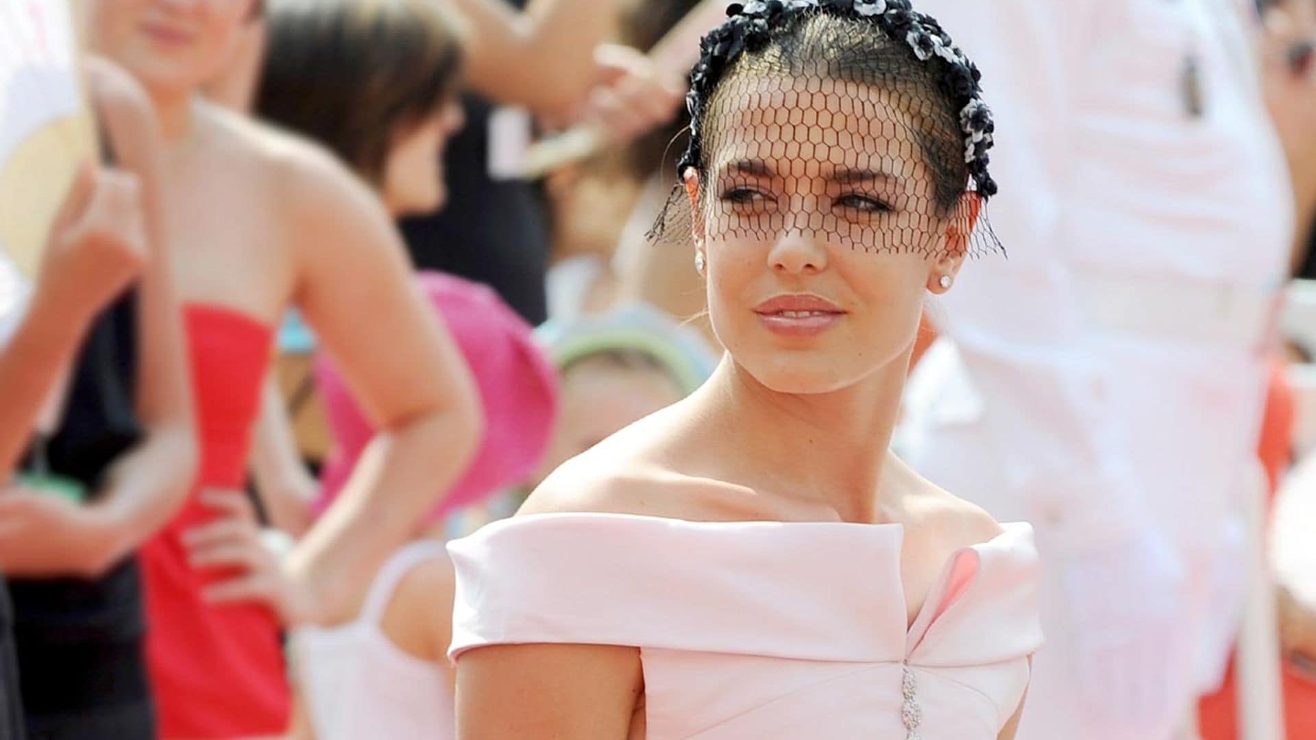 De Carlota Casiraghi a Magdalena de Suecia: los looks de las invitadas a la boda de Charlene y Alberto