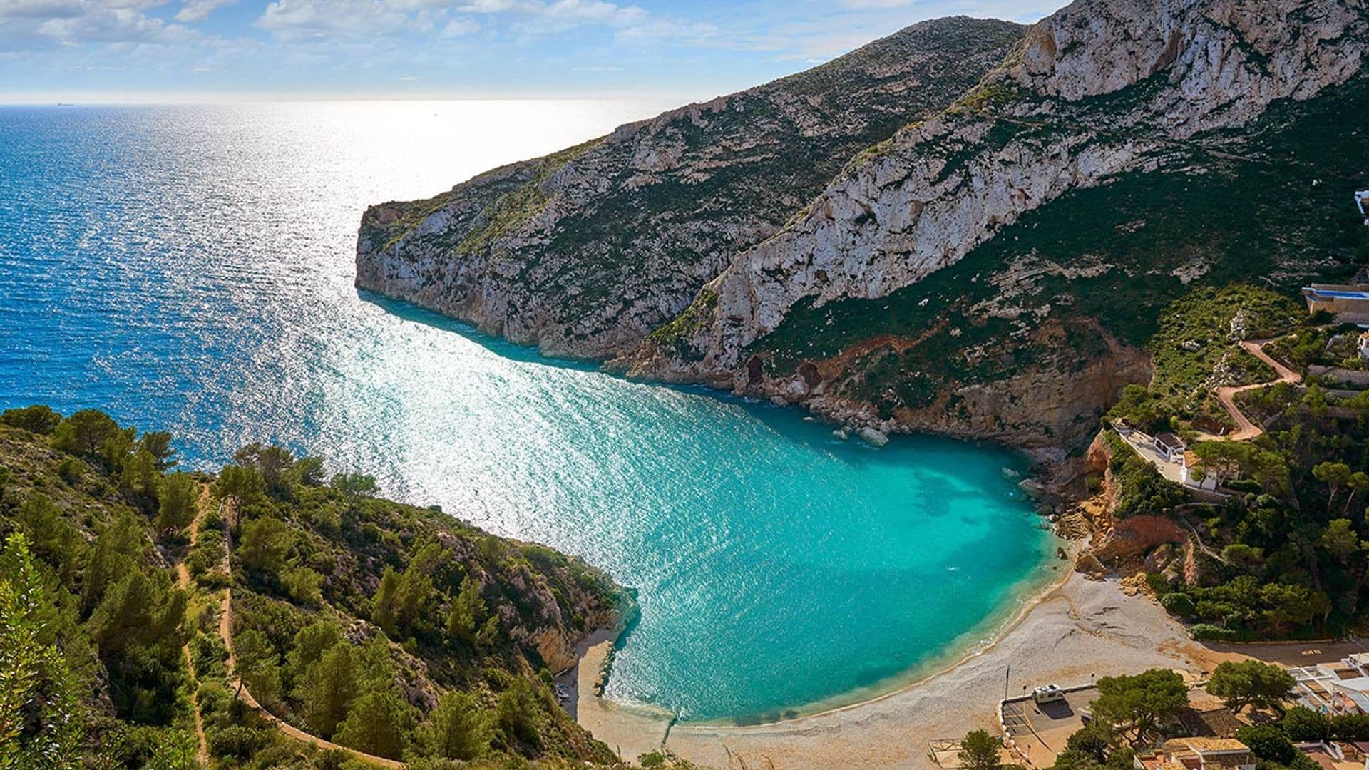 La Granadella, sobredosis de azul mediterráneo