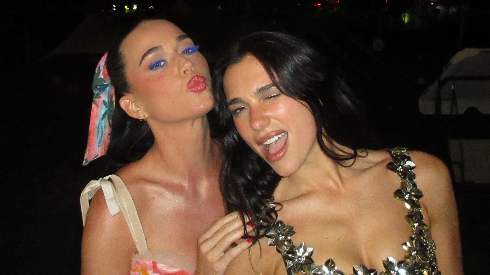 Katy Perry y Dua Lipa, en el Sunny Hill Festival