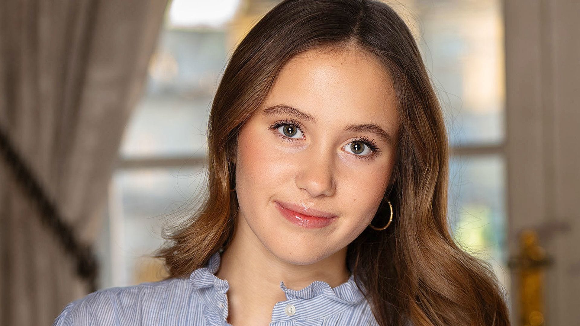 Josephine de Dinamarca sigue los pasos de su madre y le copia la manicura azul 'prohibida'