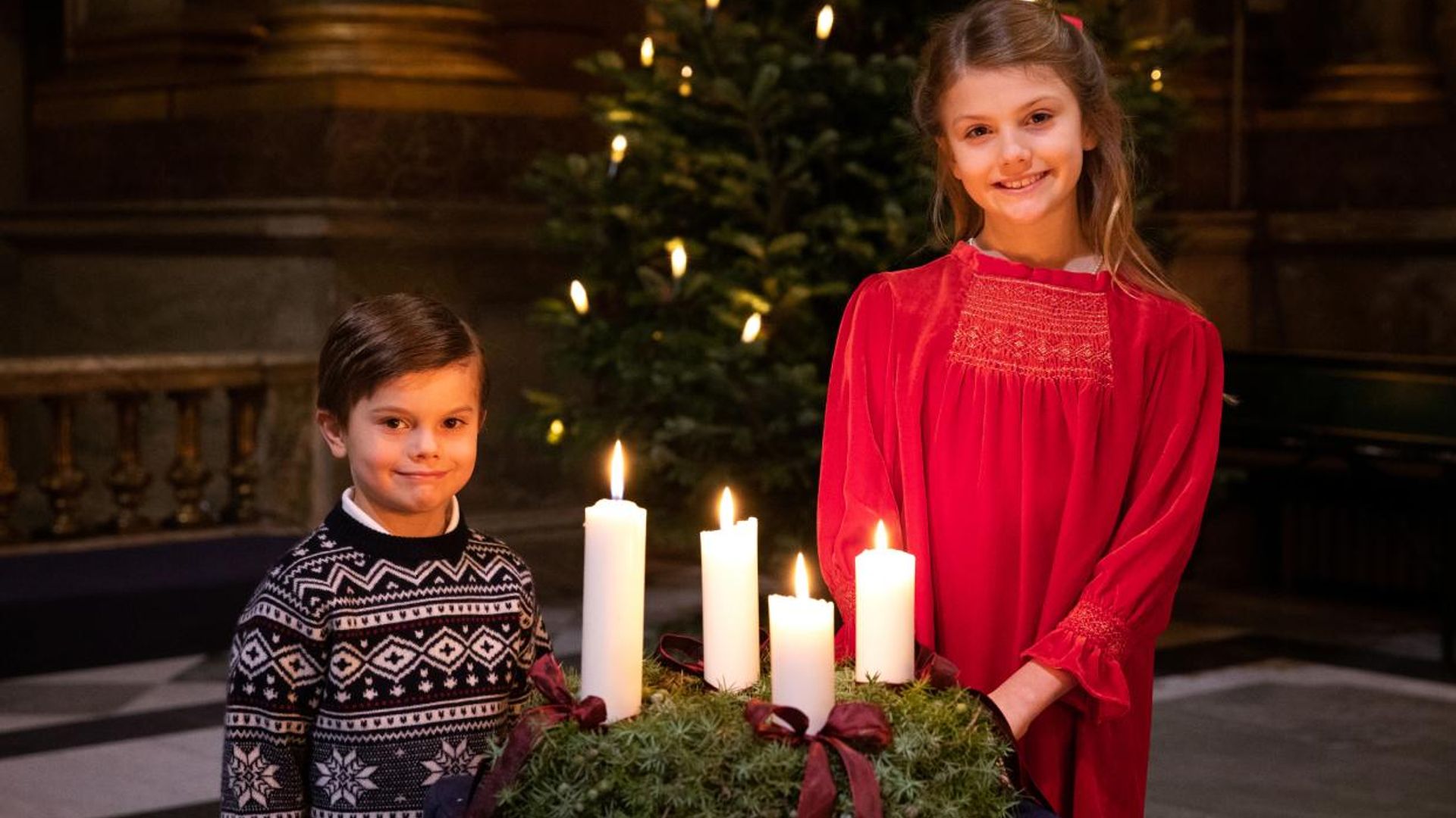 Estelle y Oscar de Suecia, protagonistas de un mágico cuento de Navidad
