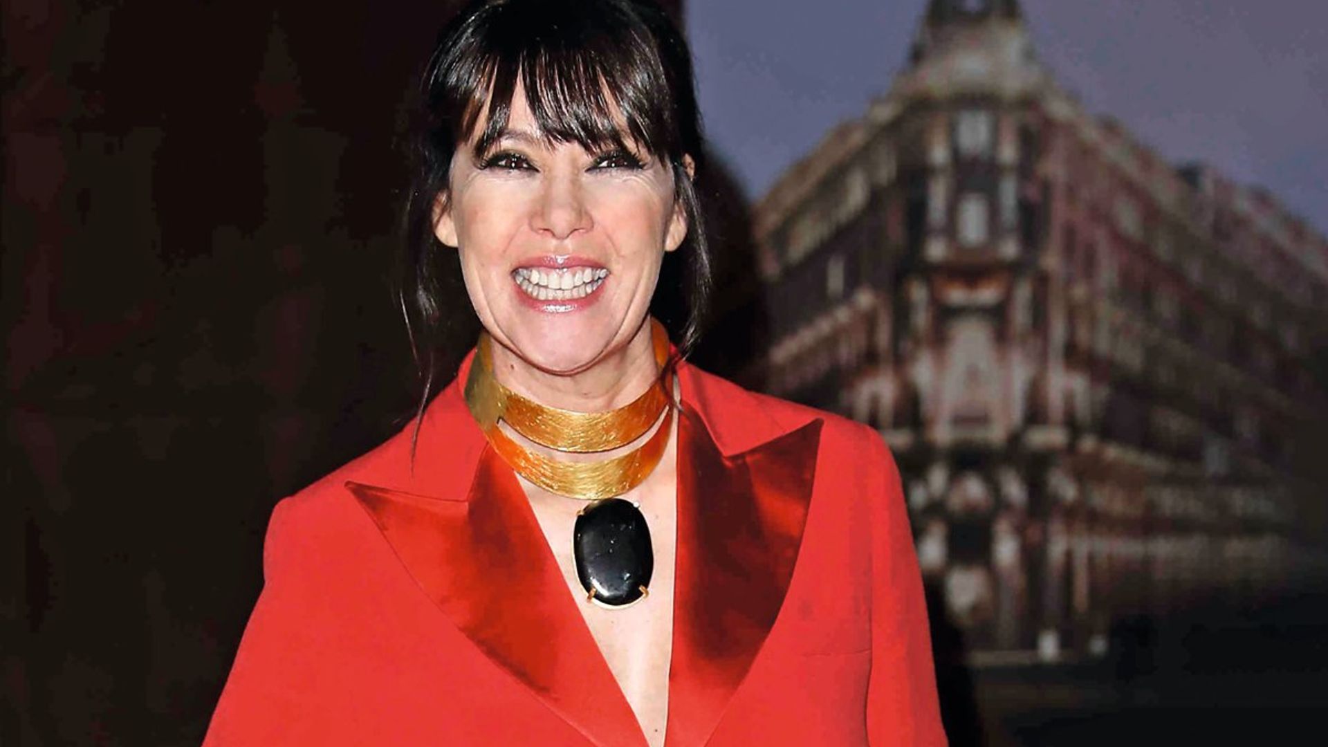 Hablamos con Mabel Lozano de su nuevo libro, donde se sincera como nunca sobre su cáncer de mama