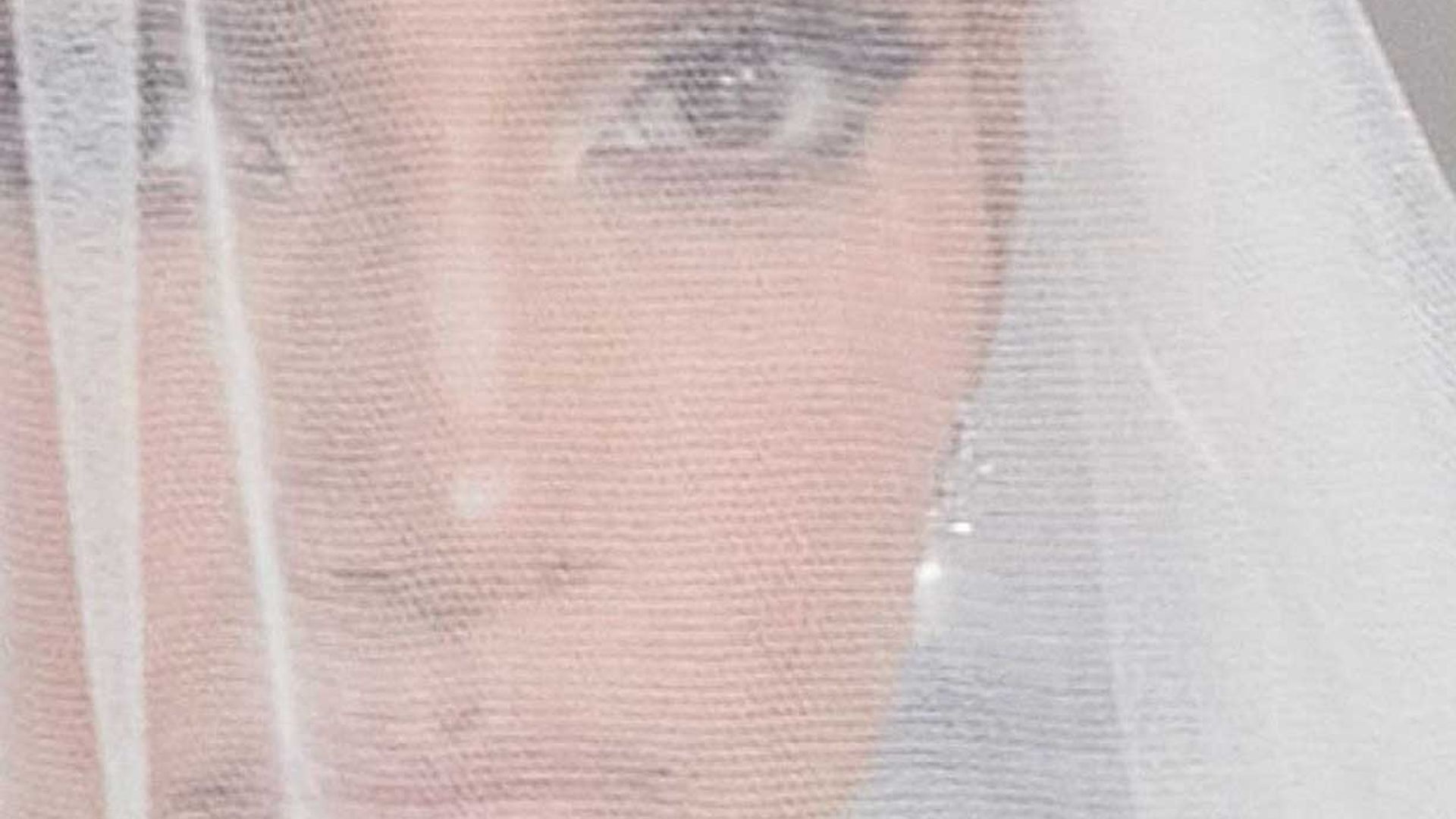 Jennifer Lopez comparte la primera imagen vestida de novia tras su boda en Georgia