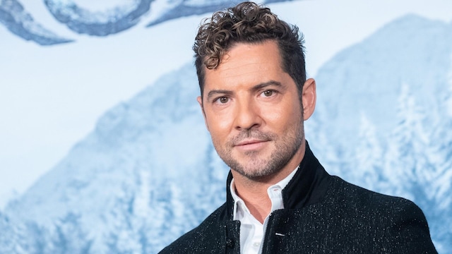 david bisbal attends 39 frozen 2 39 madrid photocall