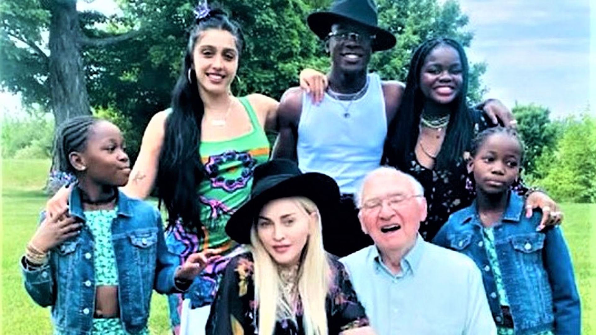 Madonna celebra el 90 cumpleaños de su padre rodeada de sus hijos en el espectacular viñedo familiar