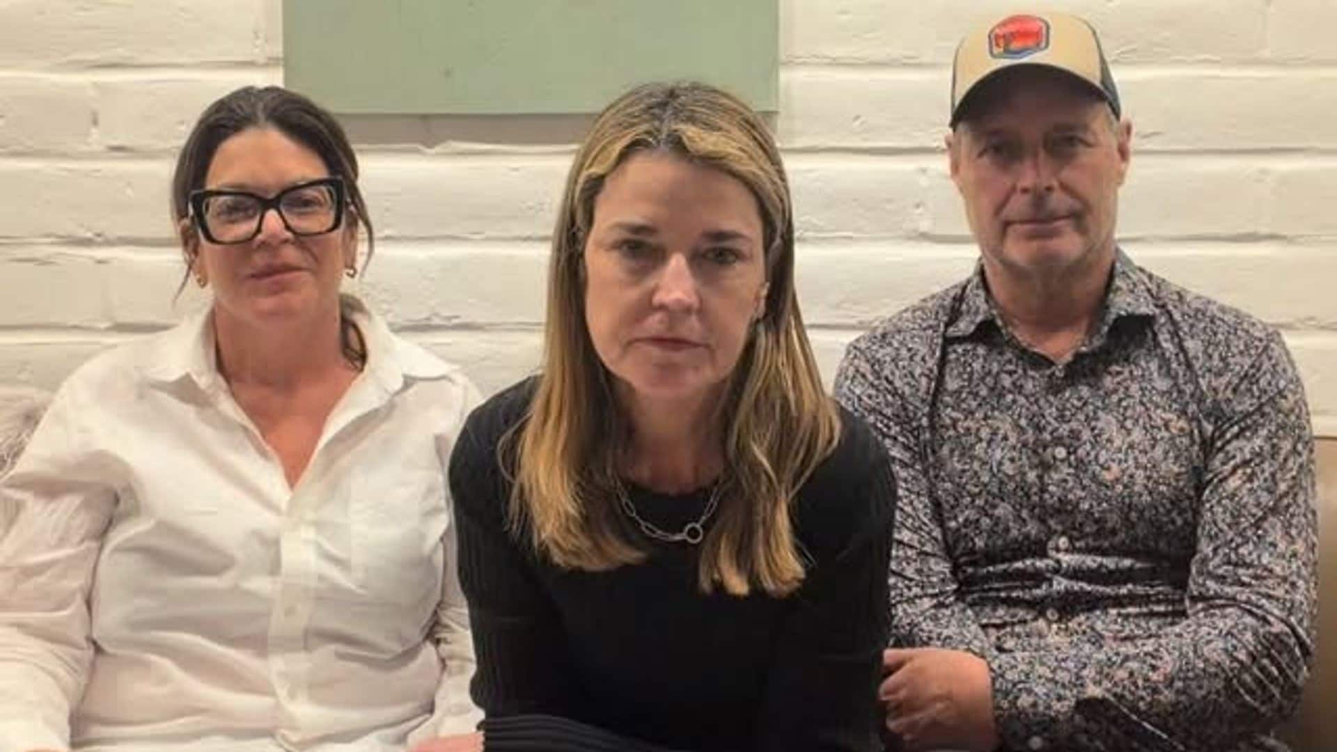 Savannah Guthrie con sus hermanos Annie y Camron