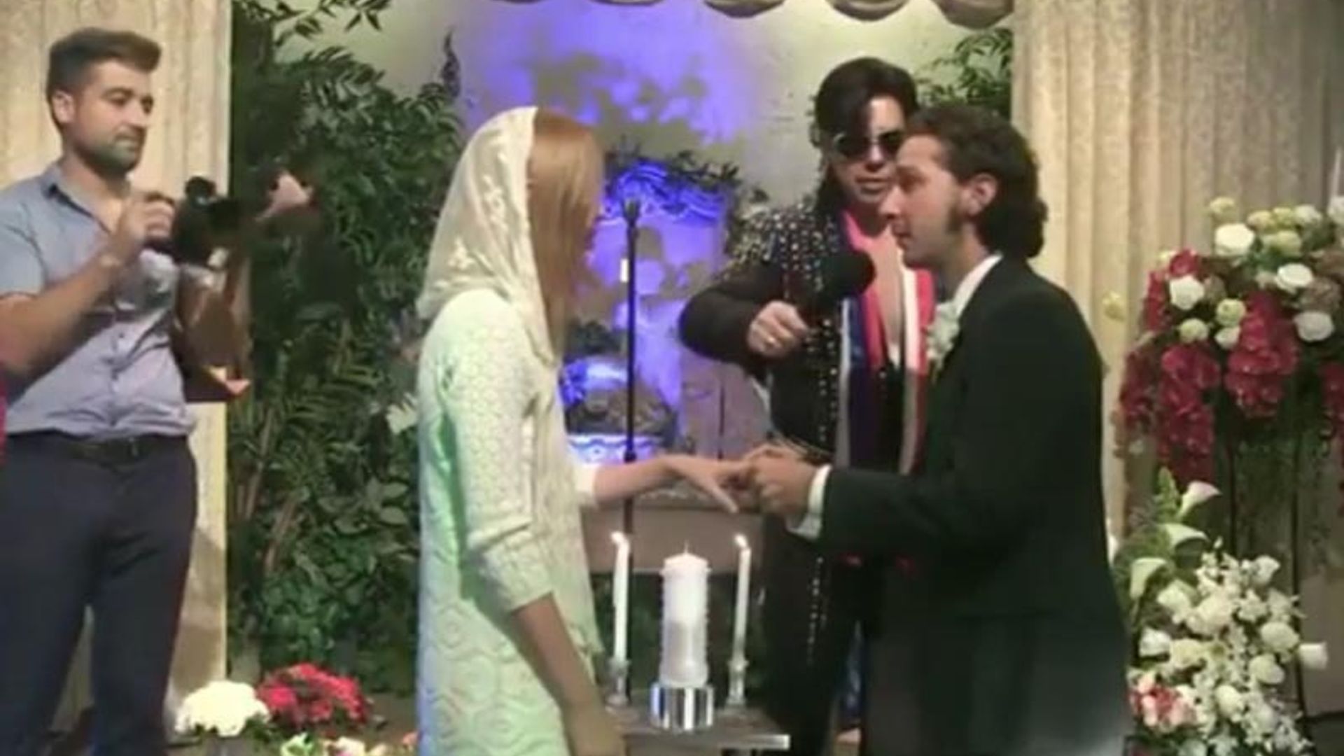 Una boda al más puro estilo Las Vegas: Shia LaBeouf se ha casado con Mia Goth