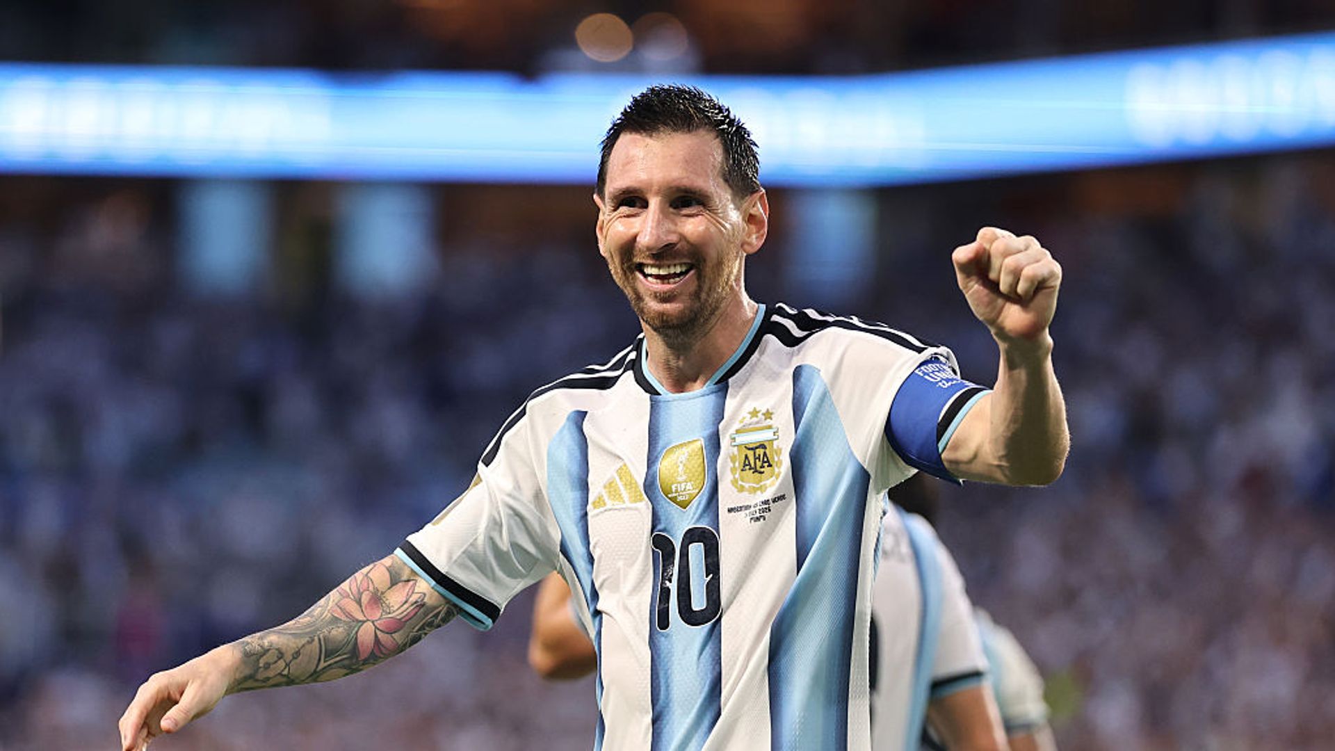 Messi celebra el triunfo de Argentina contra Cabo Verde