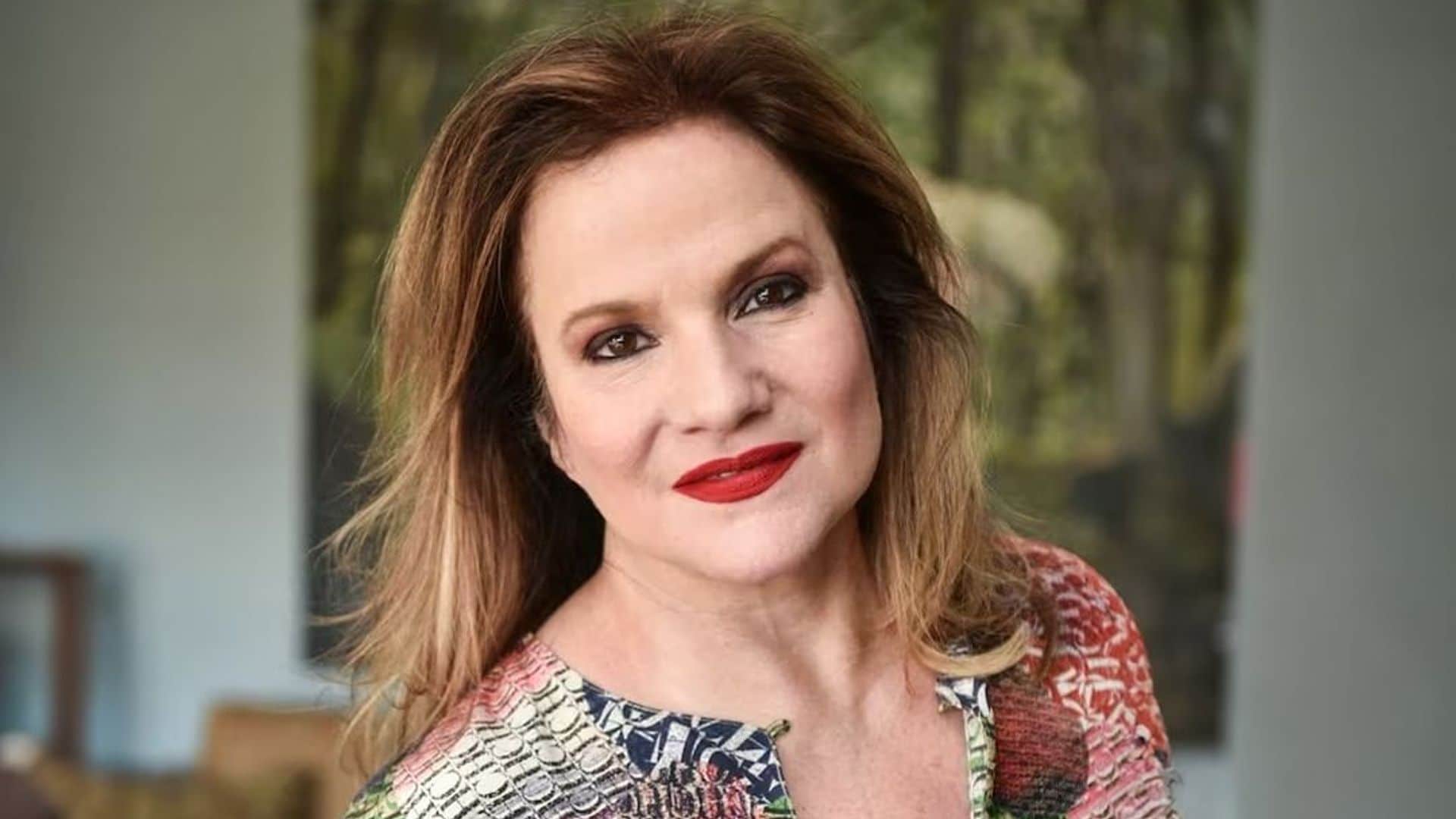 Primeras imágenes de Lucía Galán, de Pimpinela, tras su operación de un tumor en el páncreas: 'Hubo una complicación'