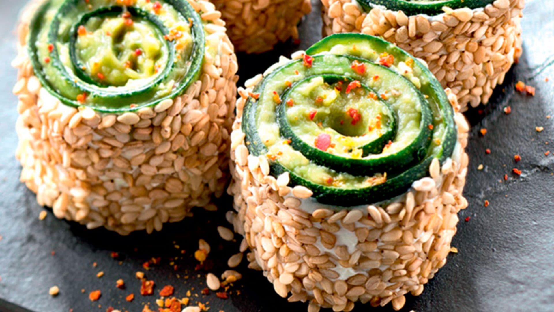 'Uramakis' de calabacín y aguacate
