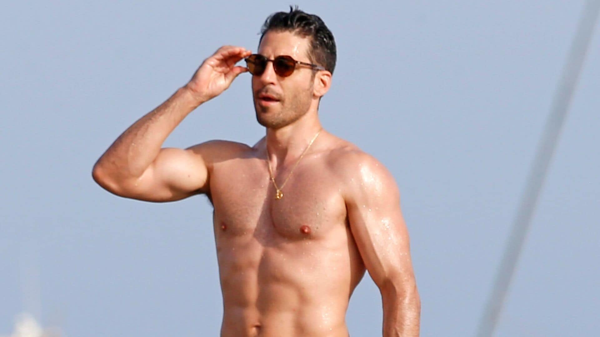 Miguel Ángel Silvestre: así se mantiene en forma a sus recién cumplidos 41 años