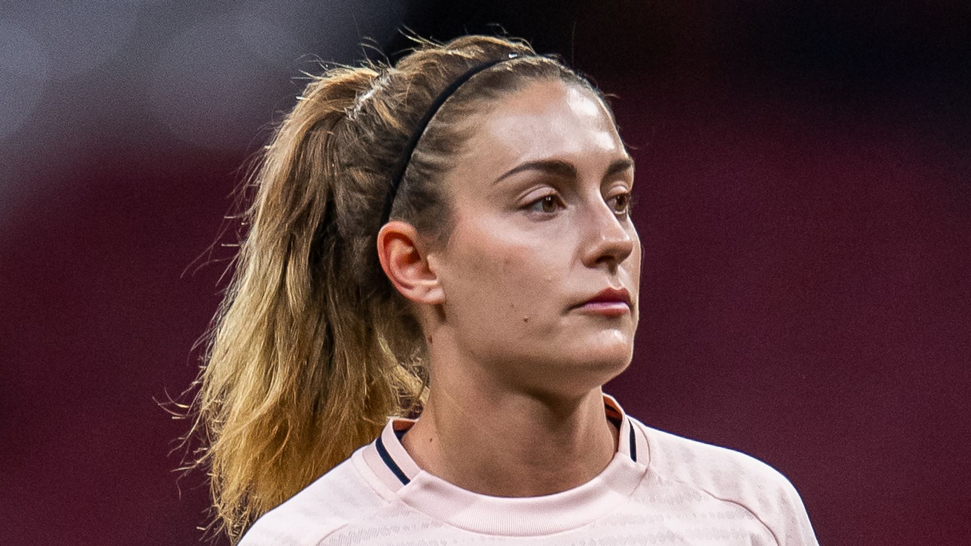 Alexia Putellas jugando la UEFA Women's Nations League 2025 en el Estadio Metropolitano de Madrid, en diciembre de 2025 
