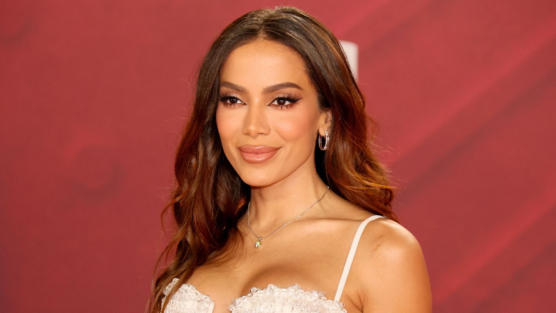 Anitta antes y después: así ha sido el espectacular cambio de la cantante desde su primer álbum en 2013