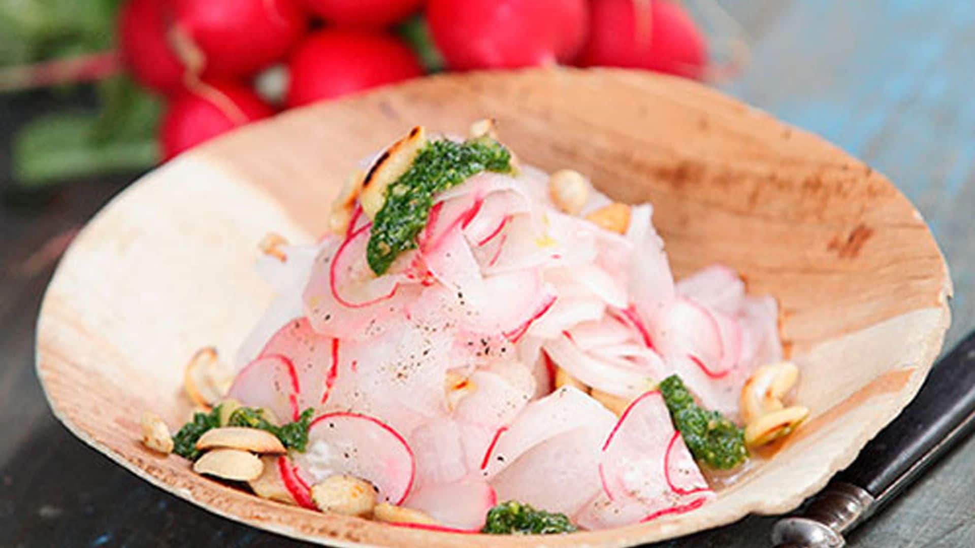 'Carpaccio' de rábanos con pesto de rúcula