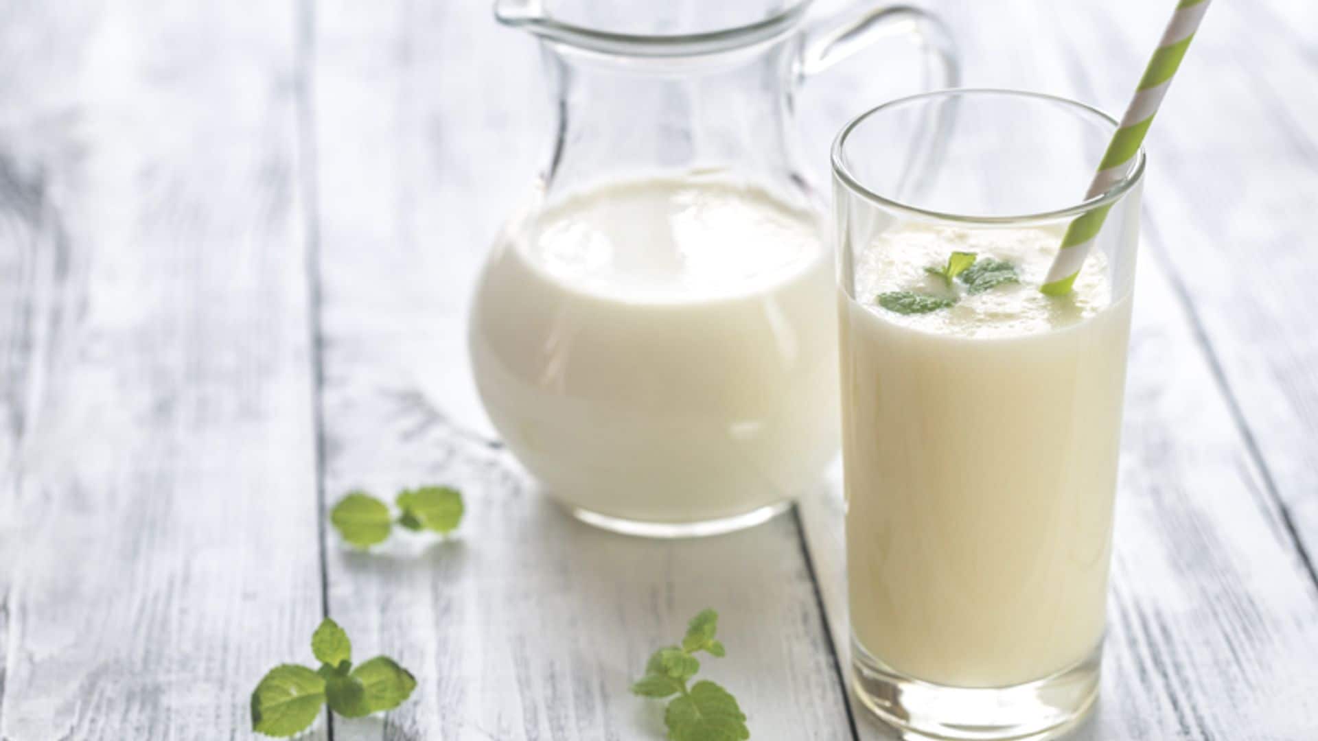 Leche helada con pera y plátano